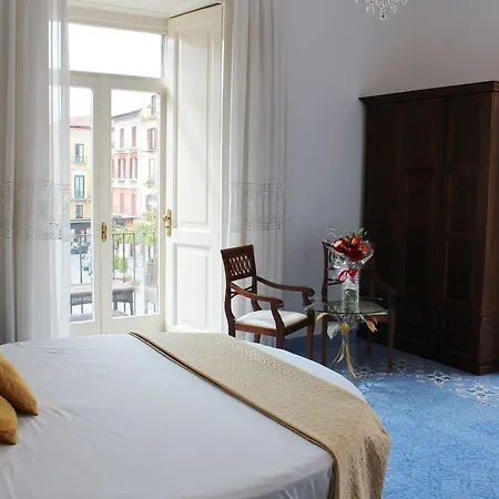 מלון Piazza Tasso Relais