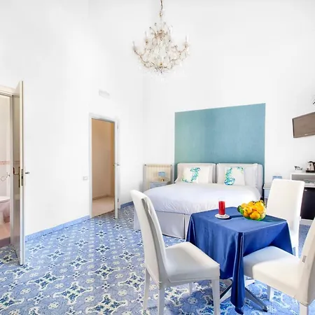 Piazza Tasso Relais Готель Сорренто