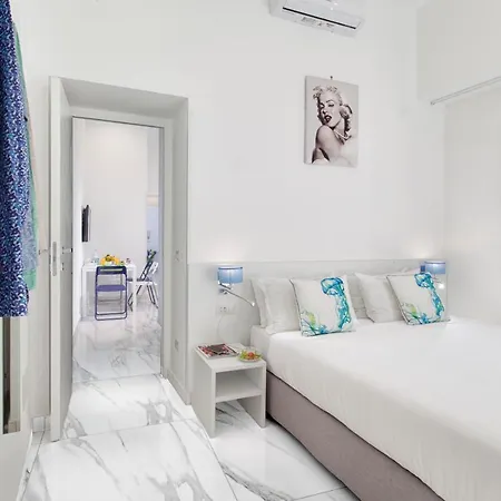 Piazza Tasso Relais Bed & Breakfast 2*