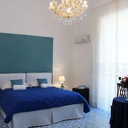 Bed & Breakfast Piazza Tasso Relais 2*