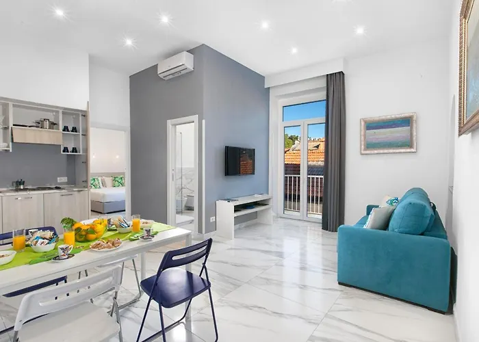 Piazza Tasso Relais Otel 2*