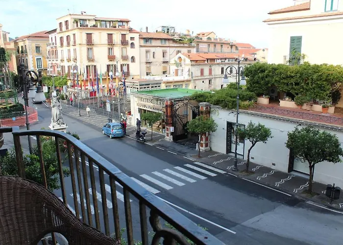 Otel Piazza Tasso Relais 2*