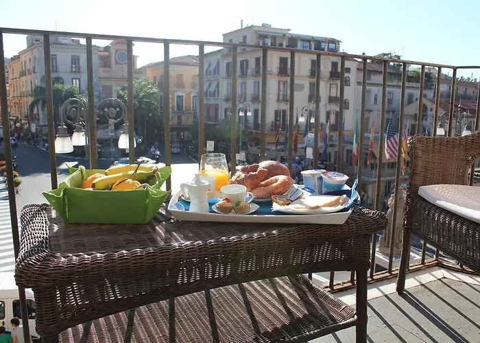 Piazza Tasso Relais Otel 2*