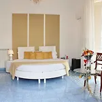 Piazza Tasso Relais Hotel