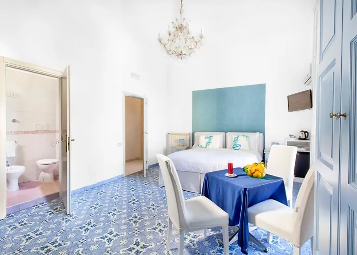 Piazza Tasso Relais فندق سورينتو