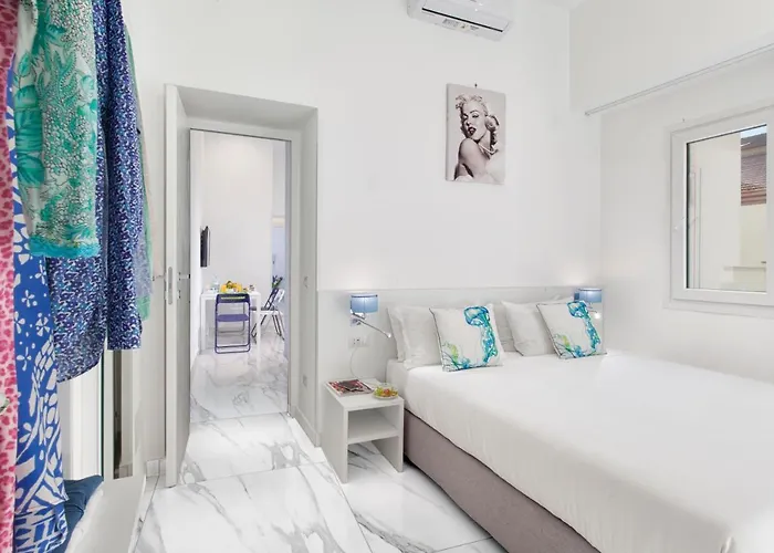 Piazza Tasso Relais فندق 2*