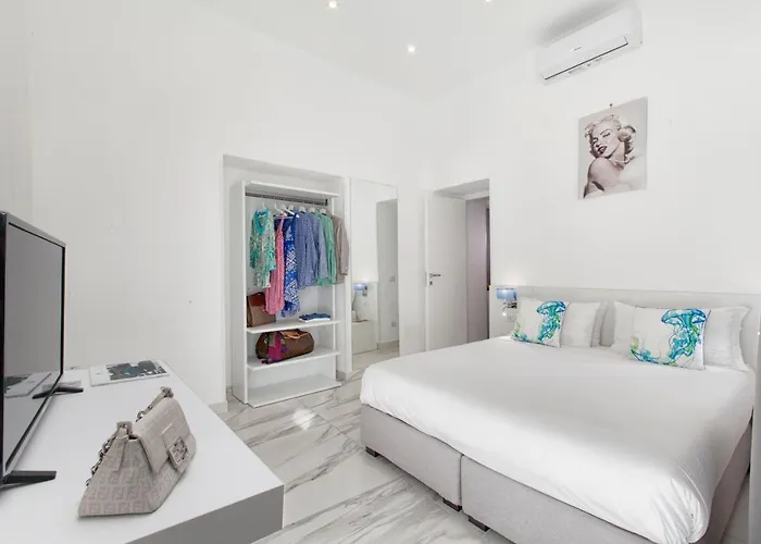 Piazza Tasso Relais فندق سورينتو