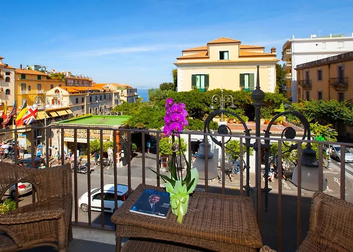 فندق Piazza Tasso Relais 2*